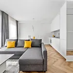 Modern 50m2 Flat By Japanese Garden, 3rd Floor Vilnius