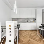 Modern 50m2 Flat By Japanese Garden, 3rd Floor * Vilnius