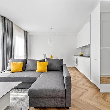 Modern 50m2 Flat By Japanese Garden, 3rd Floor Vilnius