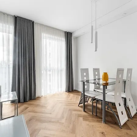 Modern 50m2 Flat By Japanese Garden, 3rd Floor Апартаменты *