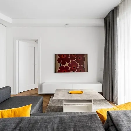 Modern 50m2 Flat By Japanese Garden, 3rd Floor