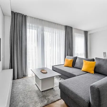Modern 50m2 Flat By Japanese Garden, 3rd Floor * Vilnius