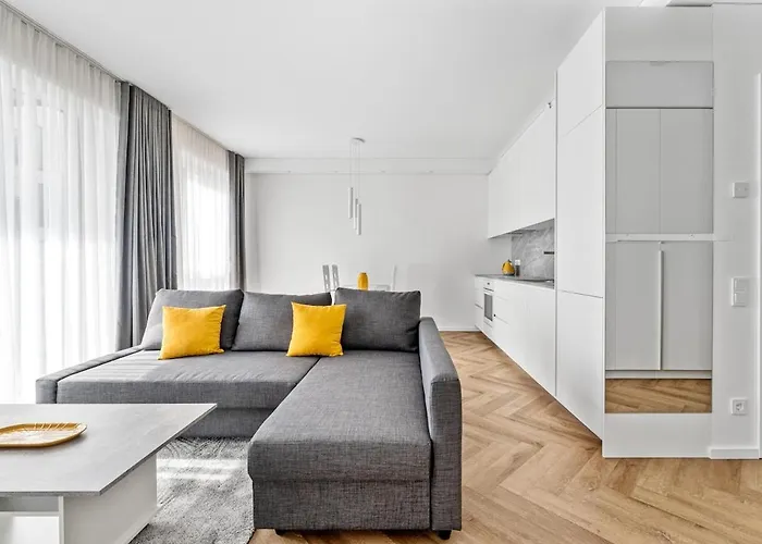 Modern 50m2 Flat By Japanese Garden, 3rd Floor Wilno