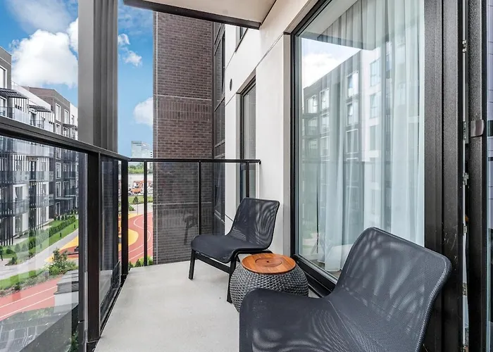 Modern 50m2 Flat By Japanese Garden, 3rd Floor Apartamento *